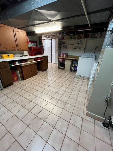 12060 SHADY Avenue, Conneaut Lake, PA 16316