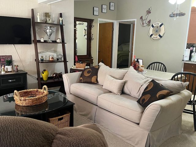 12060 SHADY Avenue, Conneaut Lake, PA 16316