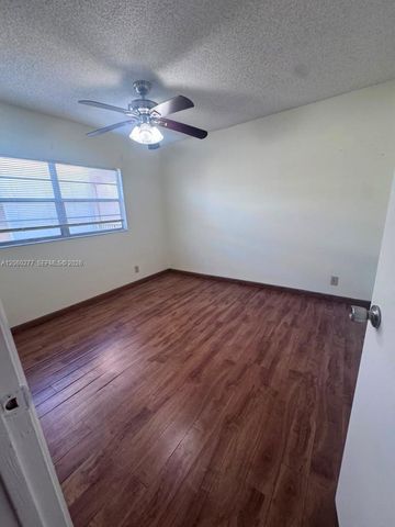4117 NW 88th Ave 205, Coral Springs, FL 33065