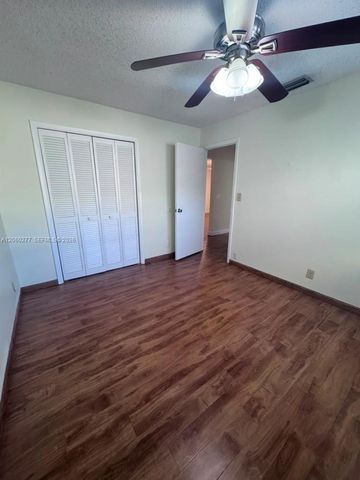 4117 NW 88th Ave 205, Coral Springs, FL 33065