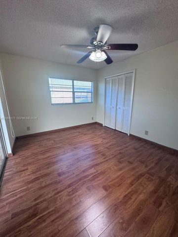 4117 NW 88th Ave 205, Coral Springs, FL 33065