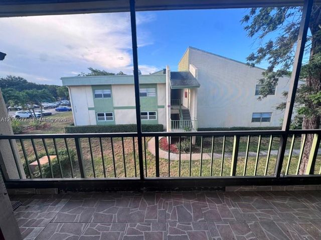 4117 NW 88th Ave 205, Coral Springs, FL 33065