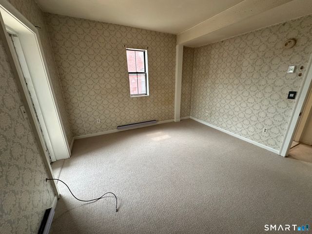 36 Essex Street 1C, Hartford, CT 06114