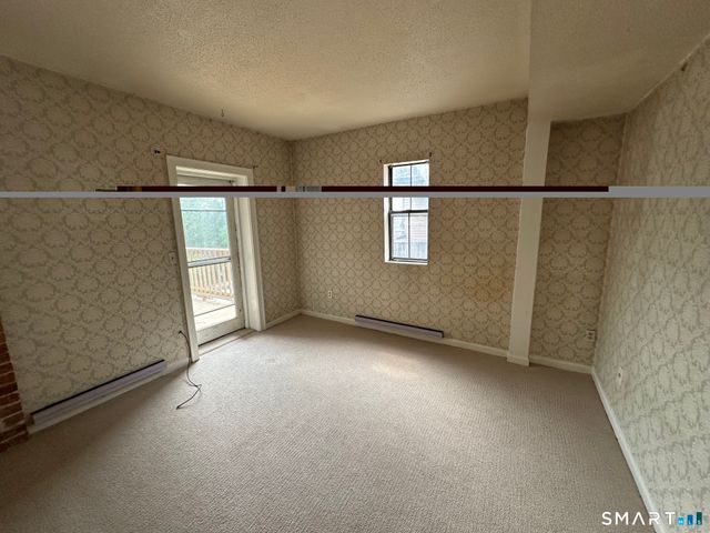 36 Essex Street 1C, Hartford, CT 06114