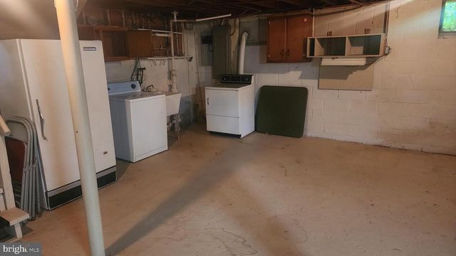 408 DOGWOOD AVE, Dover, DE 19904