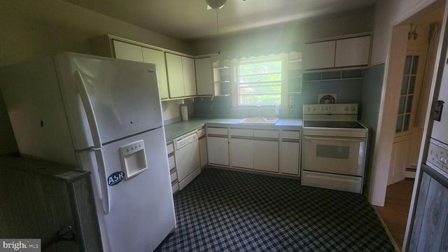 408 DOGWOOD AVE, Dover, DE 19904