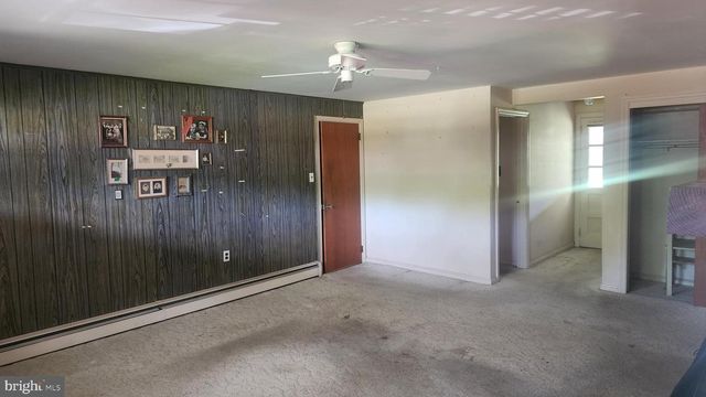 408 DOGWOOD AVE, Dover, DE 19904