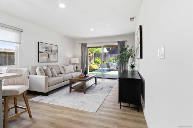 250 Manzanita, Oceanside, CA 92057