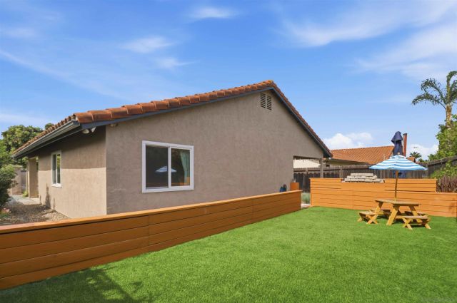 250 Manzanita, Oceanside, CA 92057