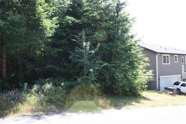 70 E Ellinor Peak Place, Belfair, WA 98528