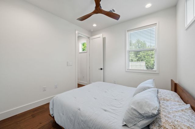 2609 Willow ST 2, Austin, TX 78702