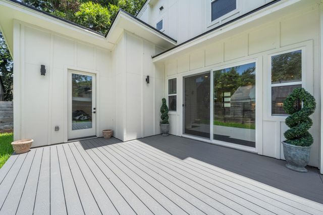 2609 Willow ST 2, Austin, TX 78702