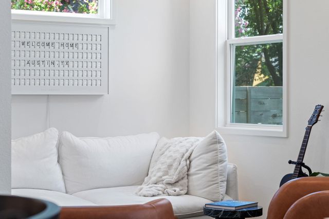 2609 Willow ST 2, Austin, TX 78702