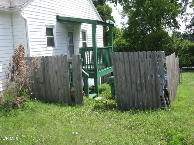 811 Crescent Street, Morristown, TN 37813