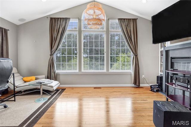 17655 Vintage Oak Drive, Wildwood, MO 63038