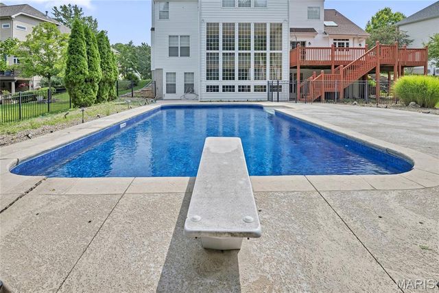 17655 Vintage Oak Drive, Wildwood, MO 63038
