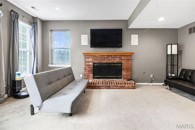 17655 Vintage Oak Drive, Wildwood, MO 63038