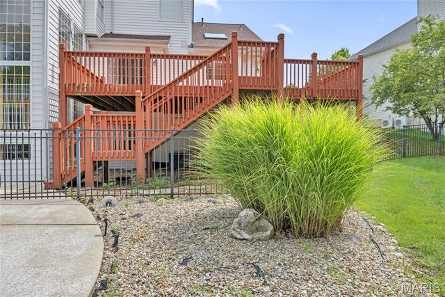 17655 Vintage Oak Drive, Wildwood, MO 63038