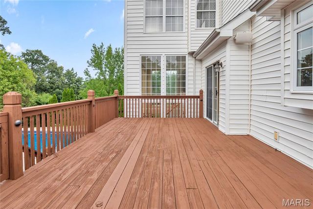 17655 Vintage Oak Drive, Wildwood, MO 63038