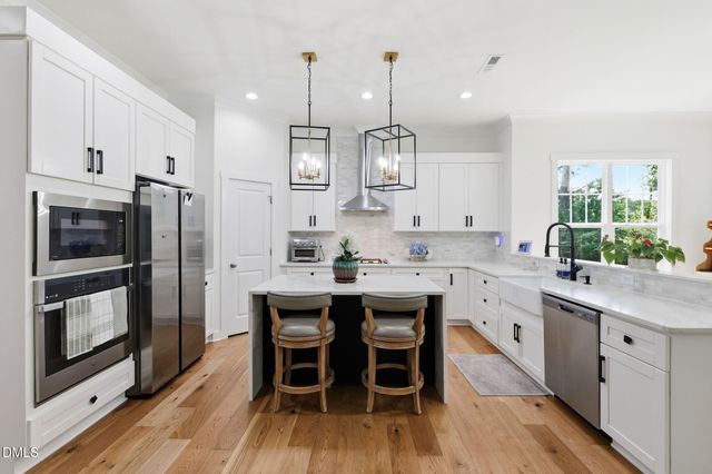 505 Kings Lake Way, Durham, NC 27703