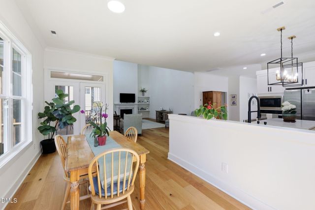 505 Kings Lake Way, Durham, NC 27703