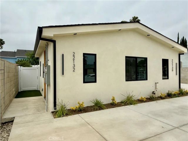 22130 Gault Street, Canoga Park, CA 91303