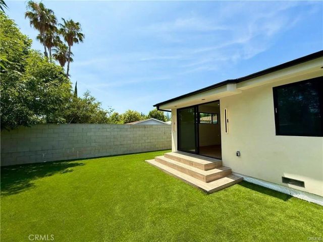 22130 Gault Street, Canoga Park, CA 91303
