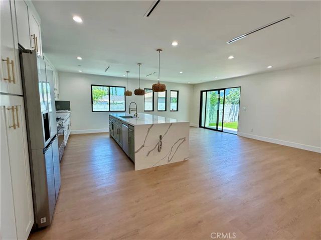 22130 Gault Street, Canoga Park, CA 91303