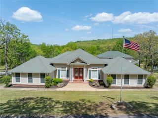 566 Caperton Loop, Greenwood, AR 72936