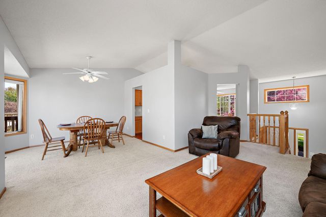 7224 Setzler Parkway, Brooklyn Park, MN 55445