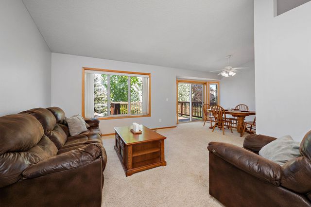 7224 Setzler Parkway, Brooklyn Park, MN 55445