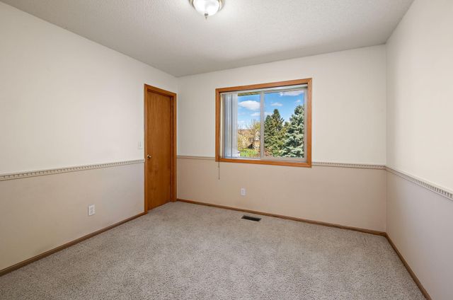 7224 Setzler Parkway, Brooklyn Park, MN 55445