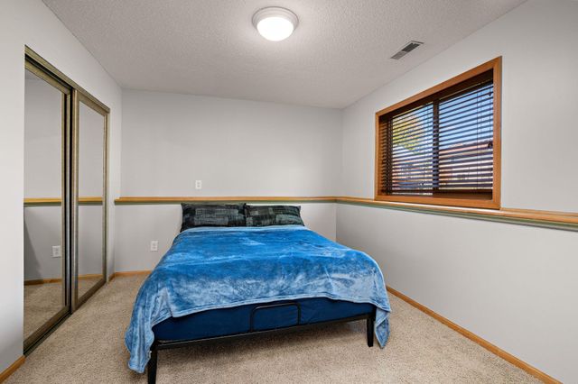 7224 Setzler Parkway, Brooklyn Park, MN 55445