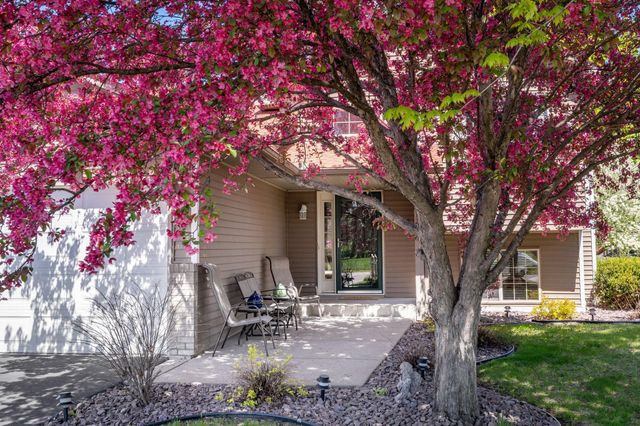 7224 Setzler Parkway, Brooklyn Park, MN 55445