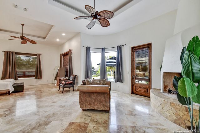 202 WATERSTONE PKWY, Boerne, TX 78006