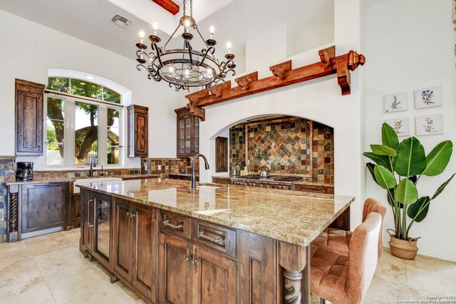 202 WATERSTONE PKWY, Boerne, TX 78006