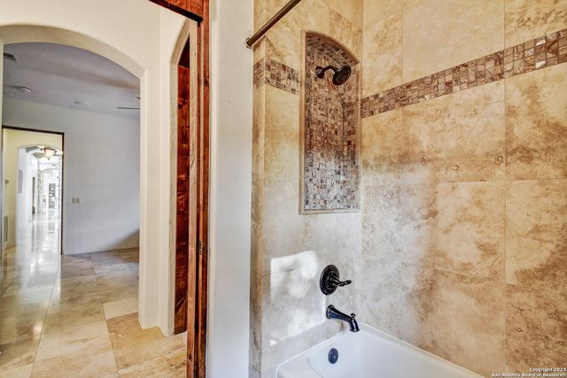 202 WATERSTONE PKWY, Boerne, TX 78006