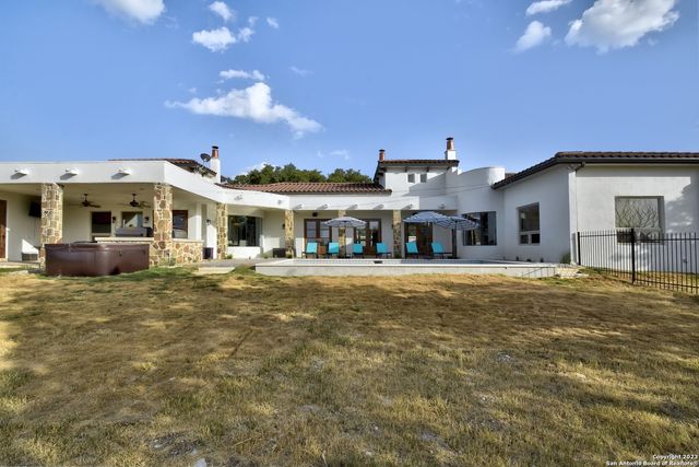 202 WATERSTONE PKWY, Boerne, TX 78006