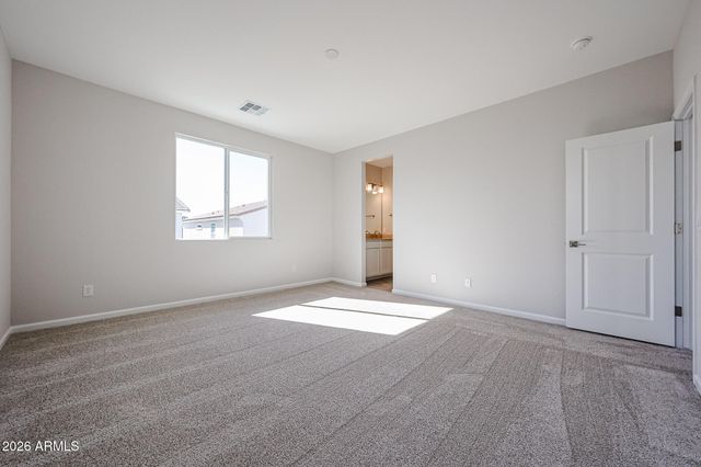 2713 E BOULDER Avenue, Apache Junction, AZ 85119