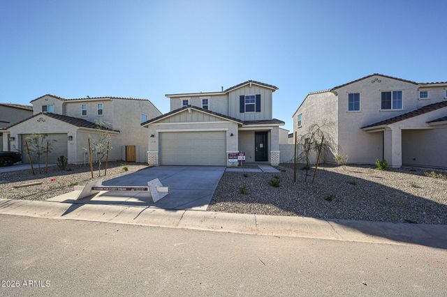 2713 E BOULDER Avenue, Apache Junction, AZ 85119