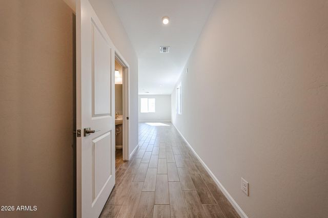 2713 E BOULDER Avenue, Apache Junction, AZ 85119