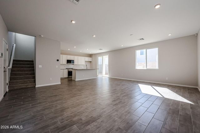 2713 E BOULDER Avenue, Apache Junction, AZ 85119