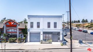 2207 S Vermont Avenue, Los Angeles, CA 90007