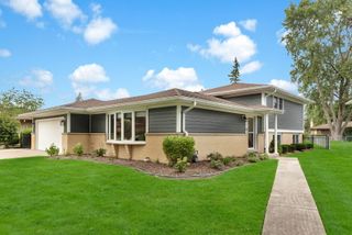 1602 N Oneida Lane, Mount Prospect, IL 60056