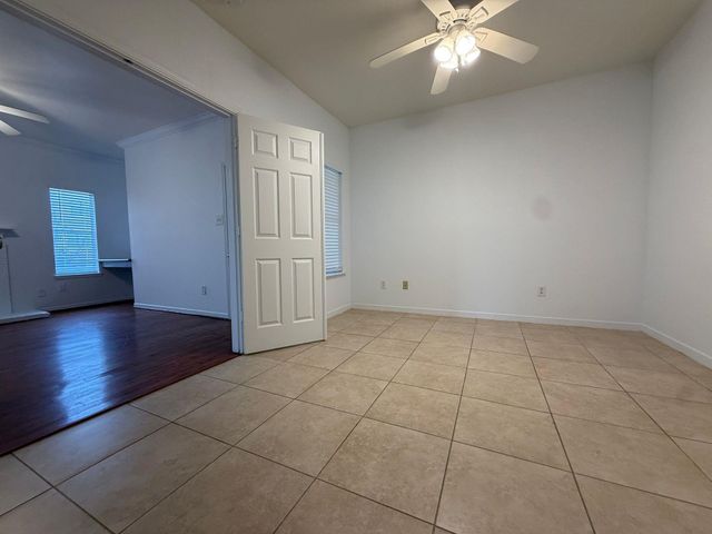 4041 Law Street 606, Houston, TX 77005