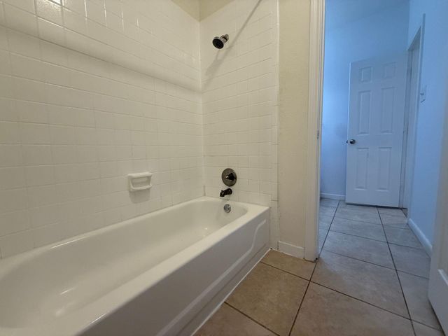 4041 Law Street 606, Houston, TX 77005