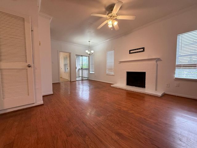 4041 Law Street 606, Houston, TX 77005