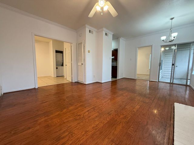 4041 Law Street 606, Houston, TX 77005