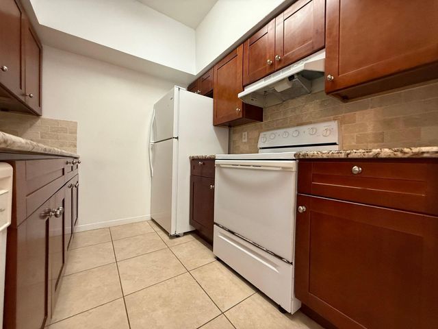 4041 Law Street 606, Houston, TX 77005