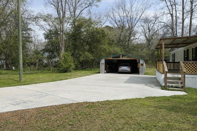 746 Madison Street, Ehrhardt, SC 29081